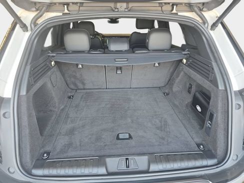 Used 2025 Land Rover Range Rover Sport AWD/4WD image 14