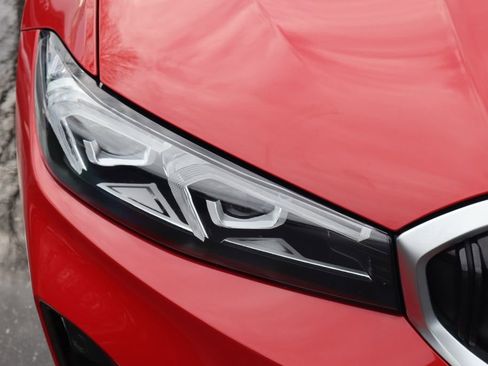 Used 2023 BMW 330e xDrive w/ Premium Package image 10