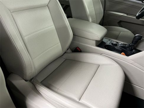 Used 2022 Volkswagen Atlas SE image 27