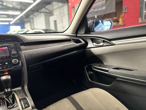 Used 2019 Honda Civic LX image 21