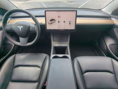 Used 2023 Tesla Model 3 Standard Range RWD image 15