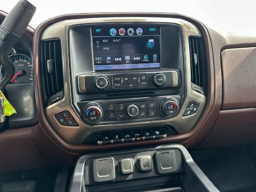 Used 2016 Chevrolet Silverado 3500 High Country w/ Duramax Plus Package AWD/4WD image 30