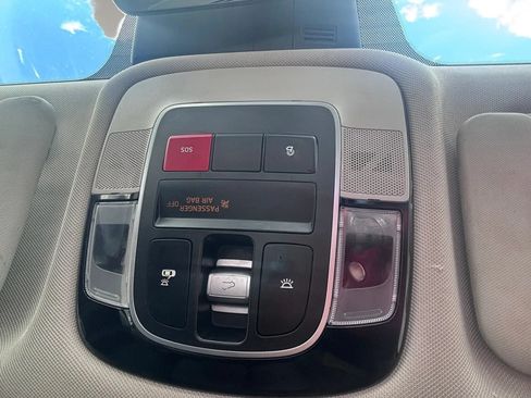 Used 2023 Hyundai Tucson Limited AWD/4WD image 16