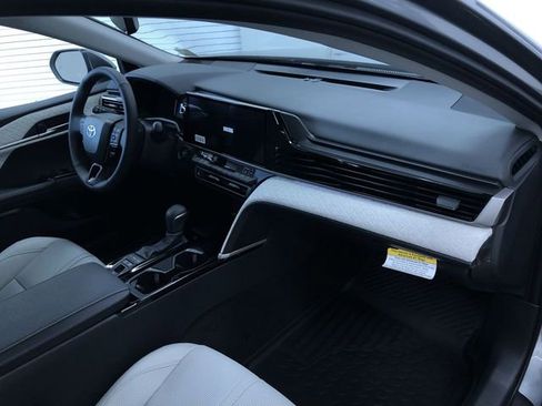 New 2026 Toyota Camry XLE image 23