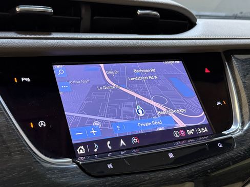 Used 2021 Cadillac XT6 Premium Luxury image 29