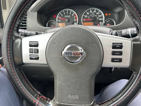 Used 2008 Nissan Pathfinder LE AWD/4WD image 18