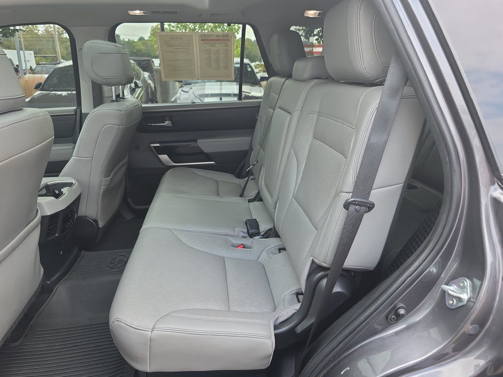 Used 2023 Toyota Sequoia Limited w/ Tow Technology Package AWD/4WD image 31