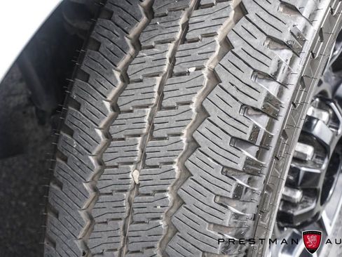 Used 2026 Ford F250 Lariat w/ Lariat Premium Package AWD/4WD image 16