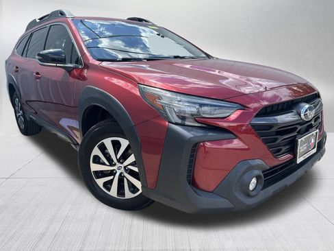 Used 2023 Subaru Outback Premium AWD/4WD image 3