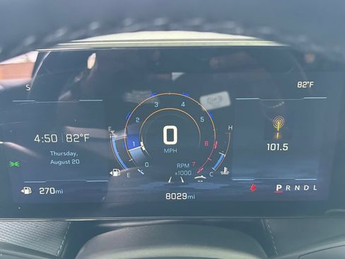 Used 2026 Chevrolet Equinox LT FWD image 23