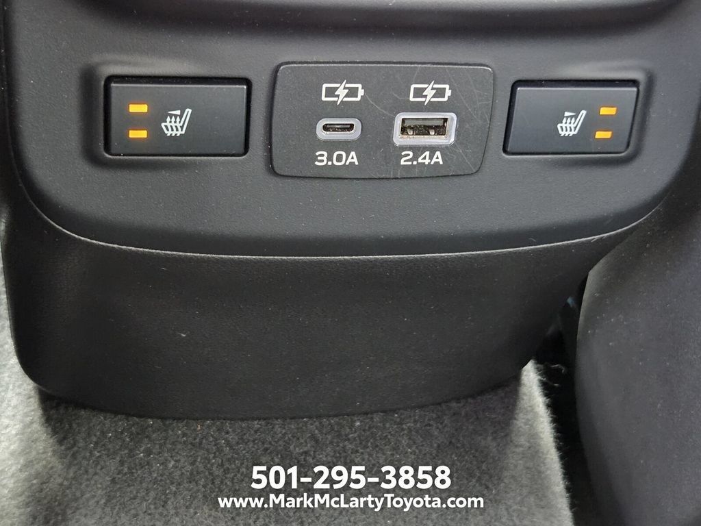 Used 2023 Subaru Outback Limited AWD/4WD image 12