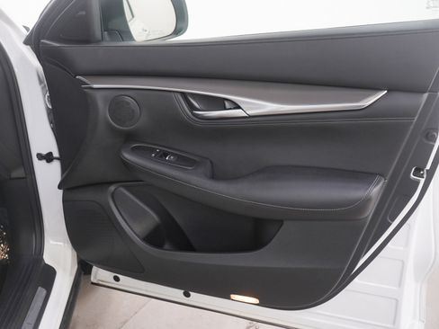 Used 2024 INFINITI QX55 Luxe image 9