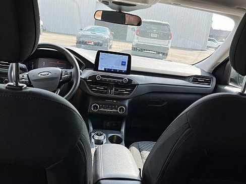 Used 2023 Ford Escape Active w/ Cold Weather Package image 15