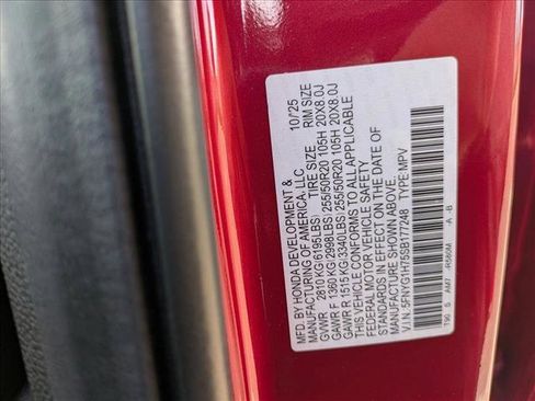 New 2025 Honda Pilot Touring image 17