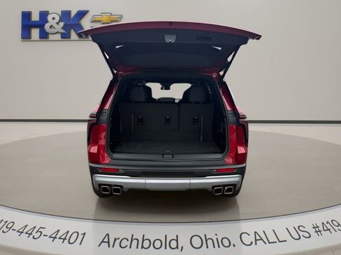 Used 2024 Chevrolet Traverse Z71 AWD/4WD image 22