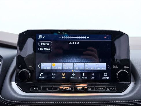Used 2023 Nissan Rogue SL w/ SL Premium Package FWD image 25