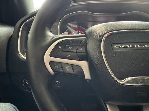 Used 2015 Dodge Charger R/T image 40