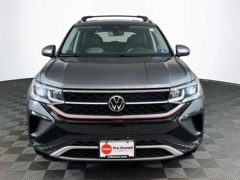 Used 2024 Volkswagen Taos SEL AWD/4WD image 2