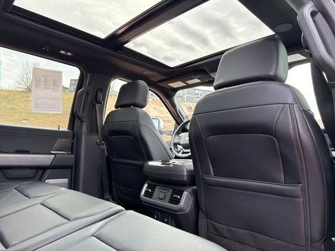 Certified 2025 Ford F150 Lariat w/ Equipment Group 502A High image 30