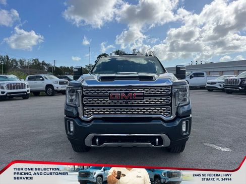Used 2020 GMC Sierra 2500 Denali w/ Denali Ultimate Package image 3