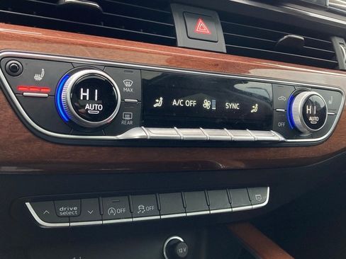 Used 2021 Audi A4 2.0T Premium image 24