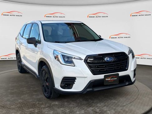 Used 2022 Subaru Forester AWD/4WD image 5