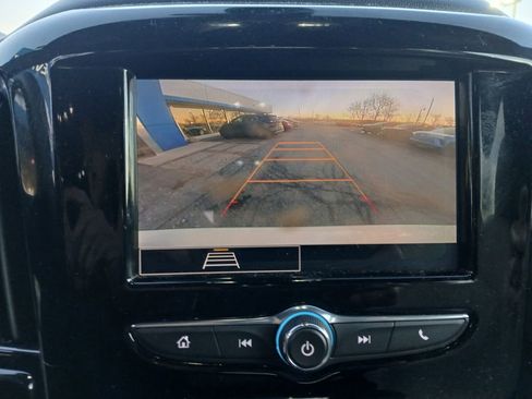 Certified 2022 Chevrolet Traverse LS w/ Midnight/Sport Edition image 22