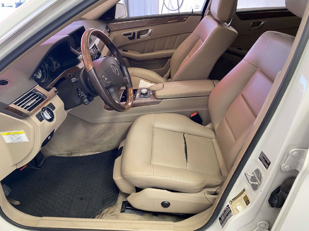 Used 2012 Mercedes-Benz E 350 4MATIC Sedan image 16