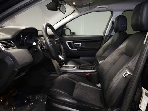 Used 2017 Land Rover Discovery Sport SE AWD/4WD image 12