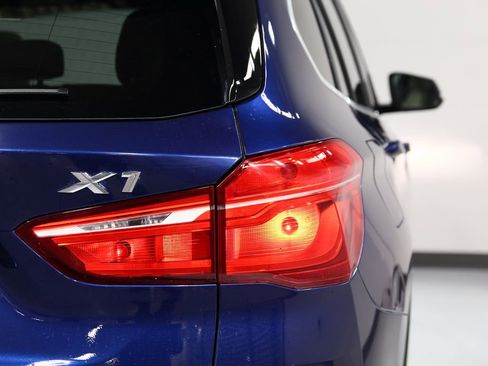 Used 2018 BMW X1 xDrive28i image 14