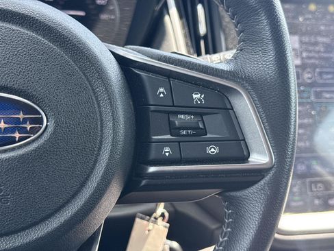 Used 2024 Subaru Outback Premium AWD/4WD image 9
