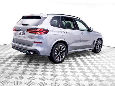 Used 2025 BMW X5 xDrive50e w/ Executive Package AWD/4WD image 5