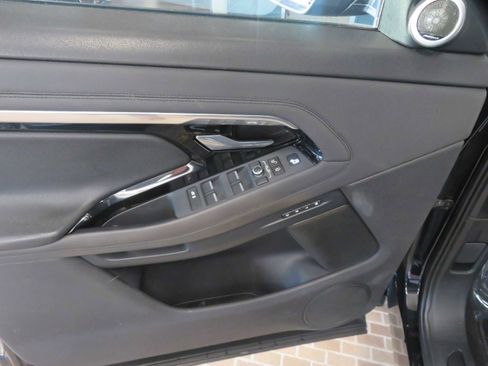 Used 2020 Land Rover Range Rover Evoque SE AWD/4WD image 14