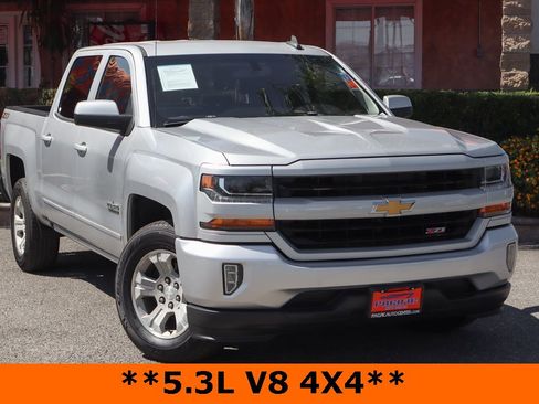 Used 2018 Chevrolet Silverado 1500 LT w/ Texas Edition image 2