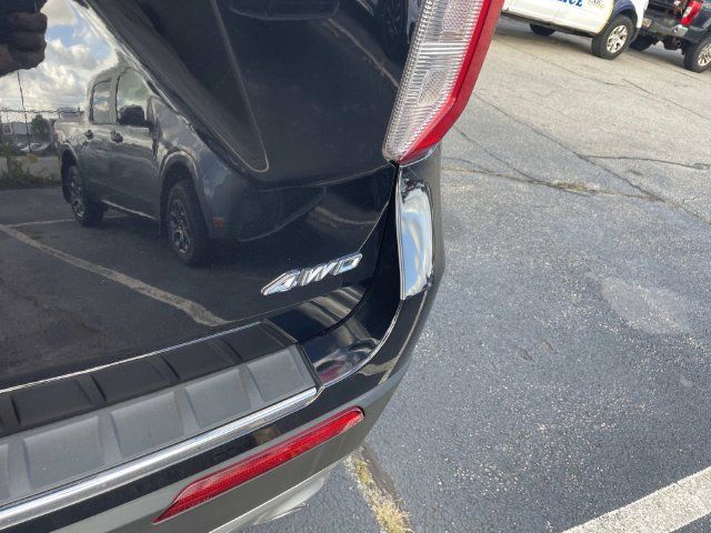 Used 2023 Ford Explorer Limited w/ Limited Technology Package AWD/4WD image 7