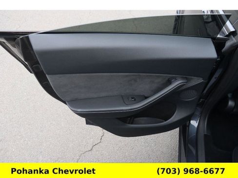 Used 2024 Tesla Model Y Performance image 19