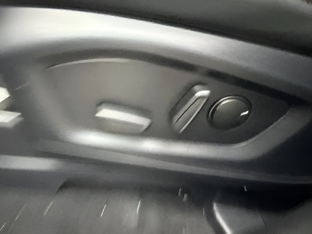 New 2026 Ford Explorer Active w/ Active Comfort Package AWD/4WD image 18