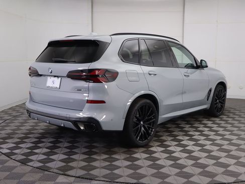 Used 2026 BMW X5 xDrive40i w/ M Sport Package image 6