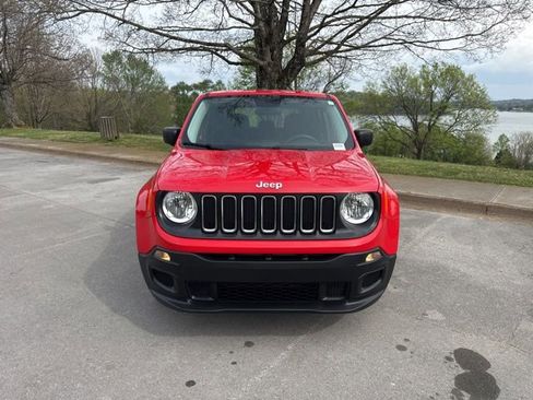 Used 2017 Jeep Renegade Sport w/ Power & Air Group image 2
