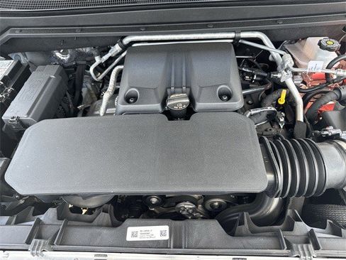 New 2025 GMC Canyon AT4 w/ Nightfall Edition image 25