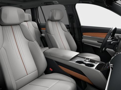 New 2027 Cadillac Vistiq Premium Luxury w/ LPO, Floor Liner Package AWD/4WD image 43