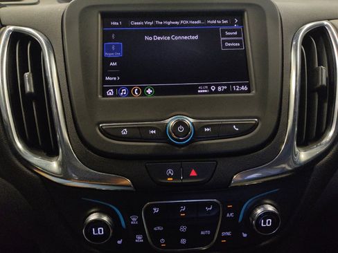 Used 2024 Chevrolet Equinox LT AWD/4WD image 25