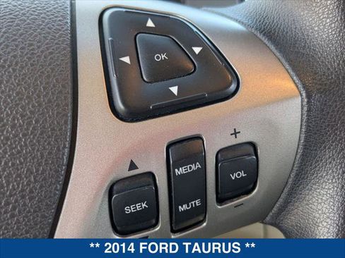 Used 2014 Ford Taurus SE image 15
