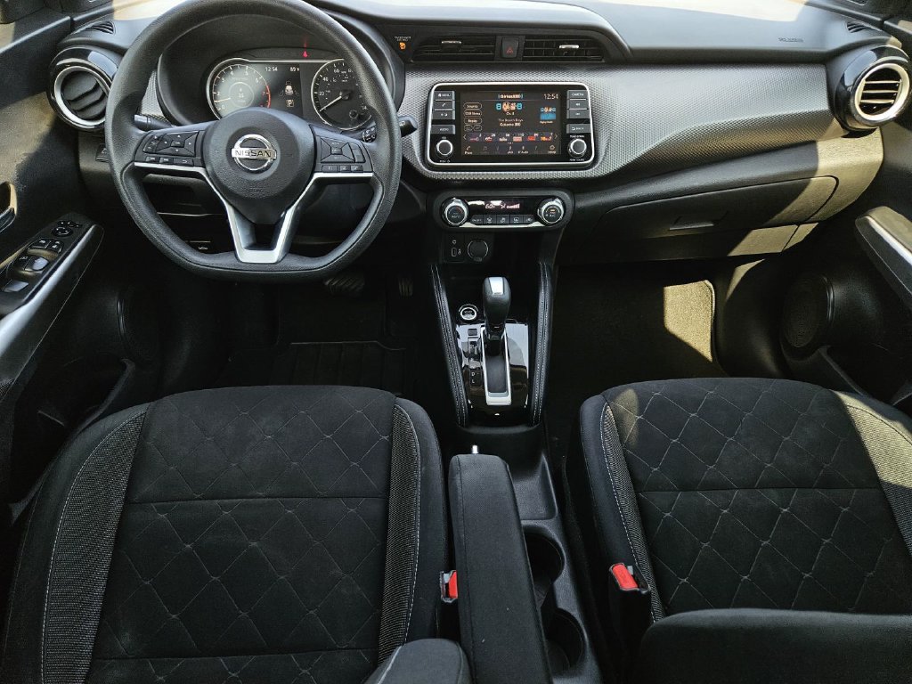 Certified 2019 Nissan Kicks SV FWD image 8