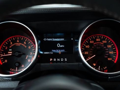 Used 2019 Ford Mustang GT w/ Equipment Group 301A RWD image 31