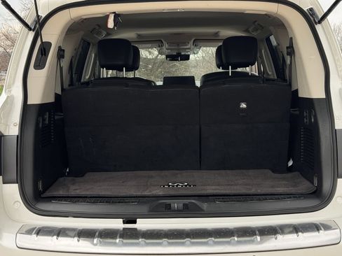 Used 2024 INFINITI QX80 Premium Select w/ Cargo Package image 32