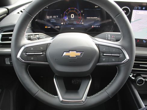 New 2026 Chevrolet Traverse LT w/ Sun and Wheel Package image 11