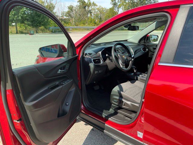 Used 2023 Chevrolet Equinox LT FWD image 14