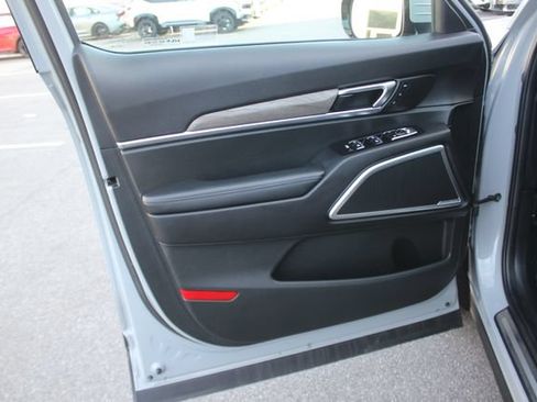 Used 2022 Kia Telluride SX w/ SX Prestige Package AWD/4WD image 23