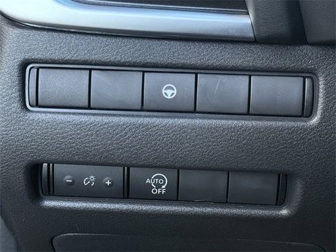 Used 2023 Nissan Rogue SV image 23